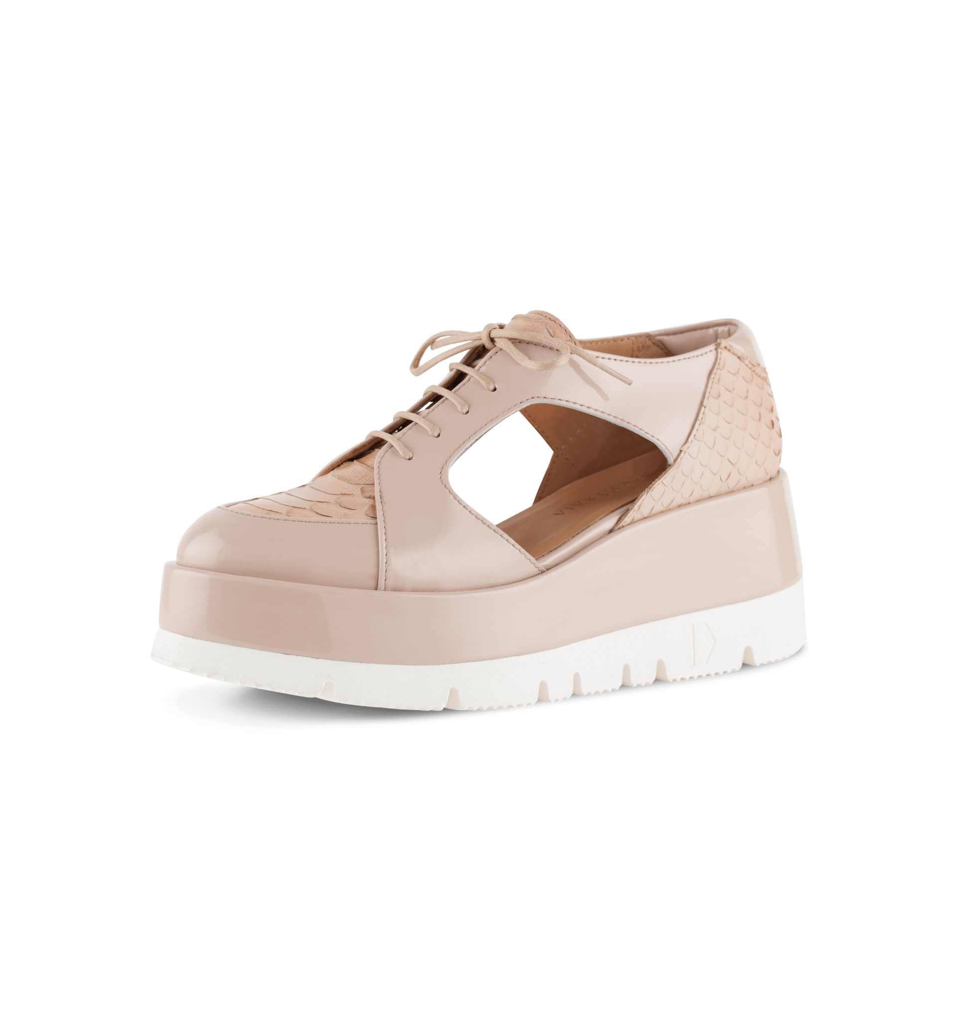 Daniela catraia , its. your studio ,fotografia de prodiuto, estudio,aveiro,sapatos,fotografia,estudio fotografia comercial,fotografo,porto,são joão madeira